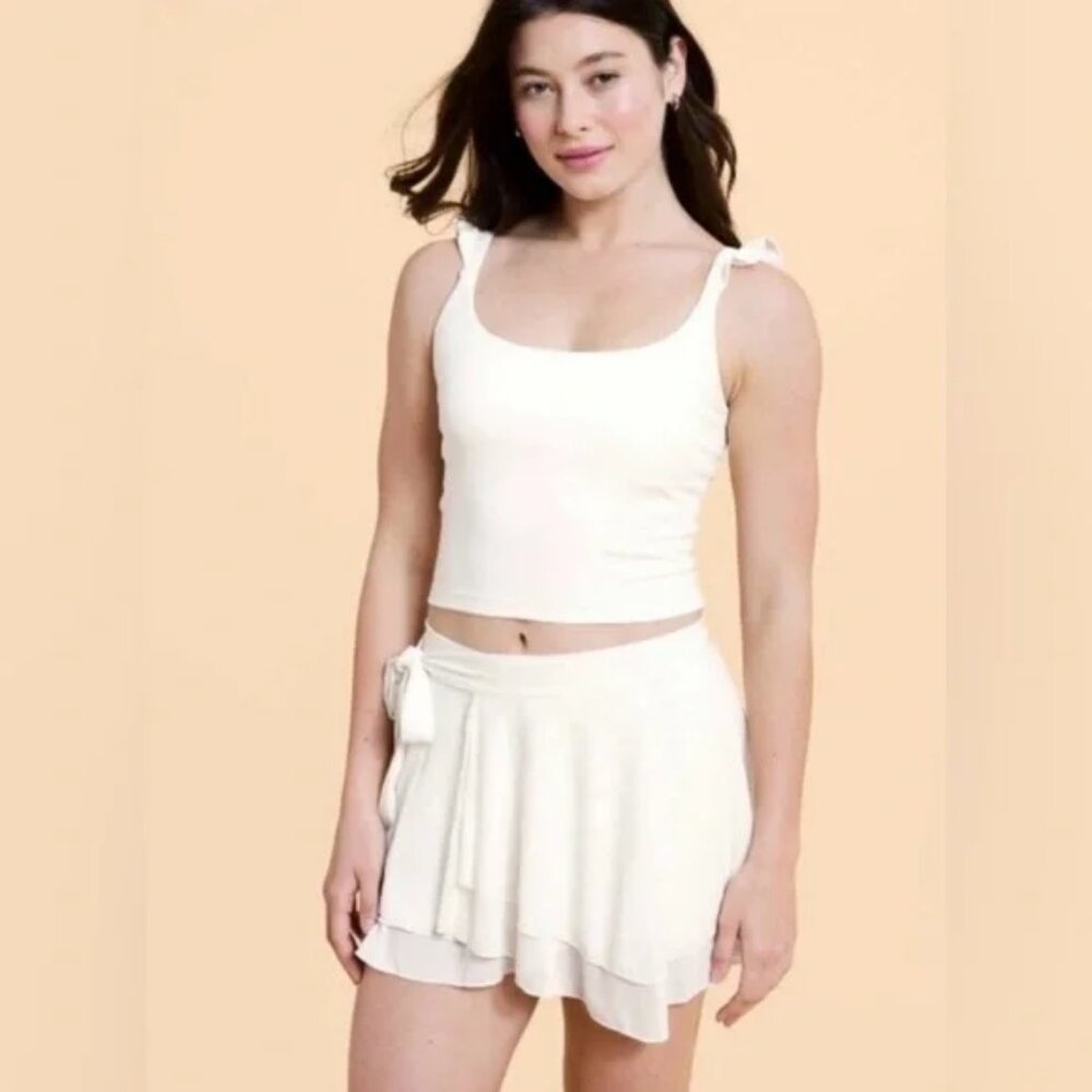 NWT - Blogilates White Dance Studio Ribbon Wrap Skort/Skirt Inner Shorts